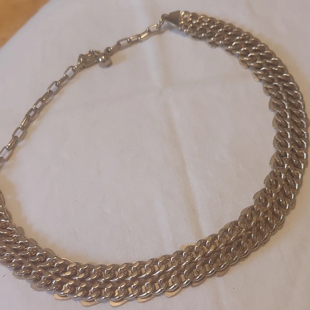 Silvertone Double Leaf Choker #203 - Picture 6 of 6